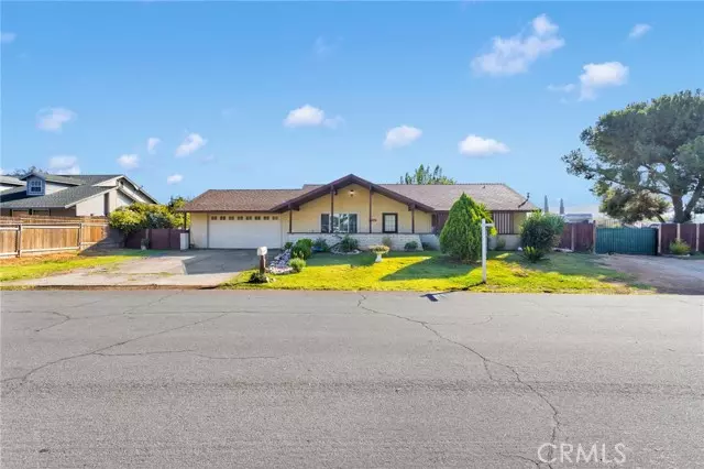 Jurupa Valley, CA 92509,4694 Filly