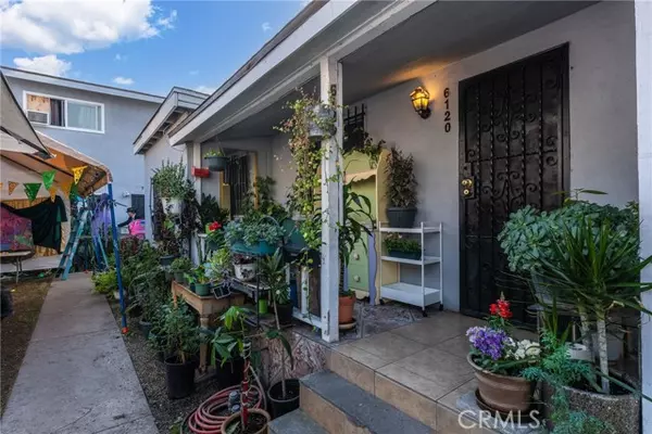 6118 S Main, Los Angeles, CA 90003