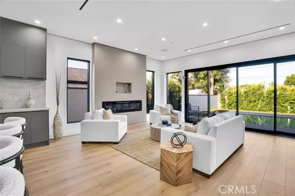 Encino, CA 91316,6010 Lasaine AVE