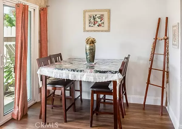 Lake Forest, CA 92630,22844 Mesa Way 2