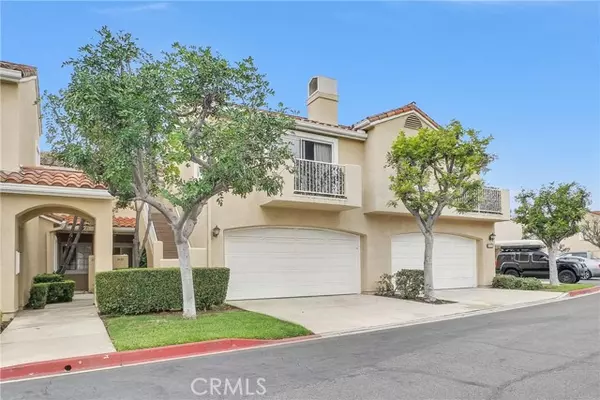 2422 Paseo Circulo, Tustin, CA 92782
