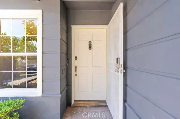 North Hollywood, CA 91606,6223 Carpenter AVE