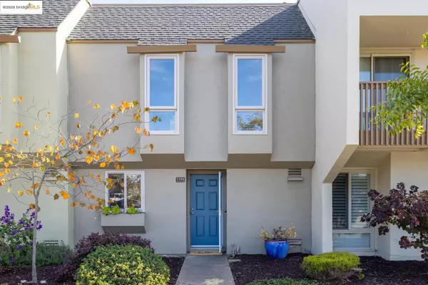 Alameda, CA 94502,1104 Verdemar Dr