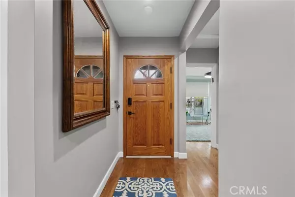 Burbank, CA 91505,1903 N Screenland