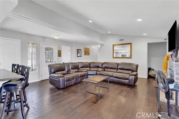 Hesperia, CA 92345,17722 Juniper St