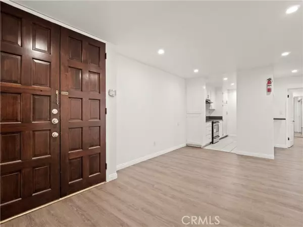 Encino, CA 91316,5334 Lindley AVE 125