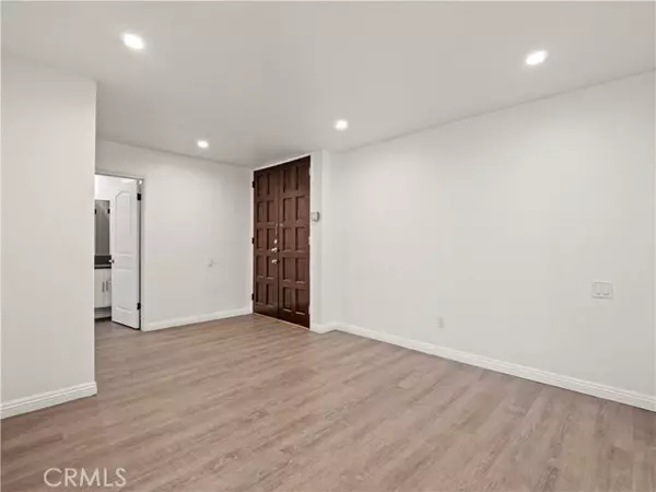 Encino, CA 91316,5334 Lindley AVE 125