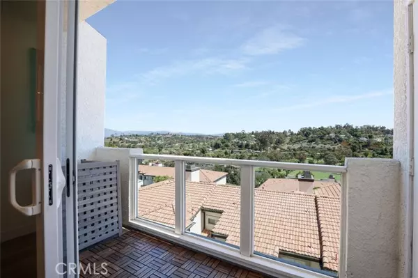 Laguna Niguel, CA 92677,30902 Clubhouse Drive 11J