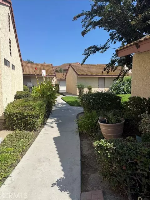 Anaheim, CA 92801,2676 W Cameron CT 105