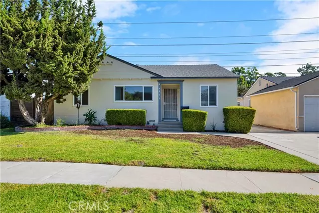 Lakewood, CA 90713,4468 Stevely AVE