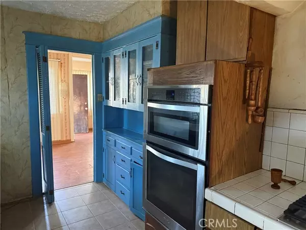 Los Angeles, CA 90044,530 W Colden AVE