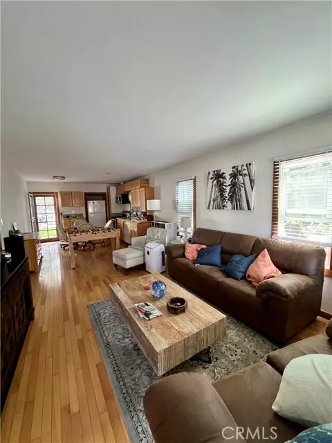 Huntington Beach, CA 92648,406 11th