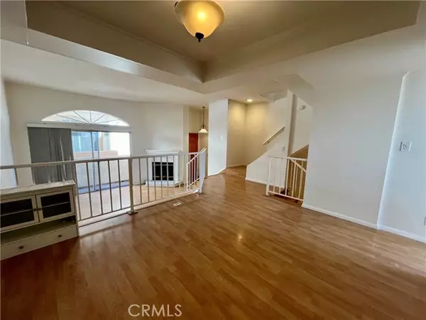 Winnetka, CA 91306,20008 Sherman Way D