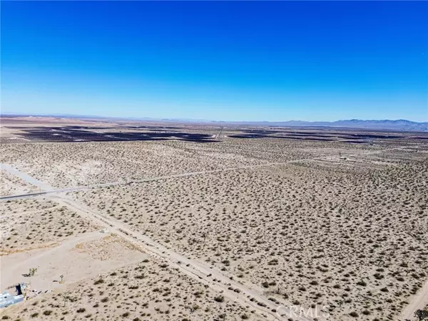 Adelanto, CA 92301,19190 Richardson RD