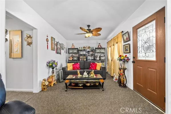 Arvin, CA 93203,345 Combs