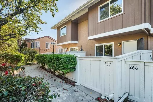 Oceanside, CA 92057,4228 Vista Panorama WAY 267