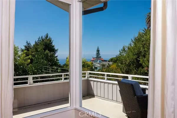 Laguna Beach, CA 92651,647 Virginia PARK