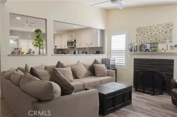 Riverside, CA 92506,2122 Trafalgar Ave