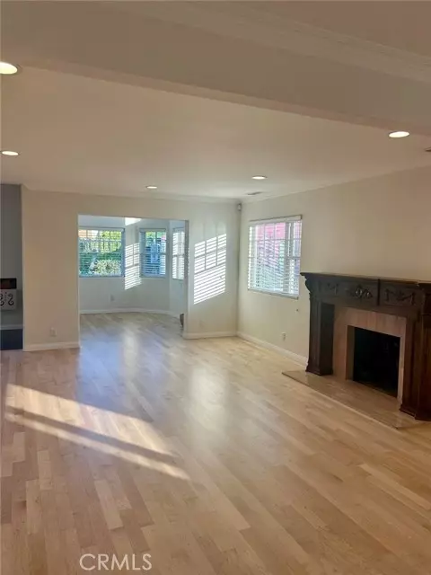 Los Angeles, CA 90066,12317 Navy ST