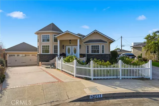 12317 Navy ST, Los Angeles, CA 90066