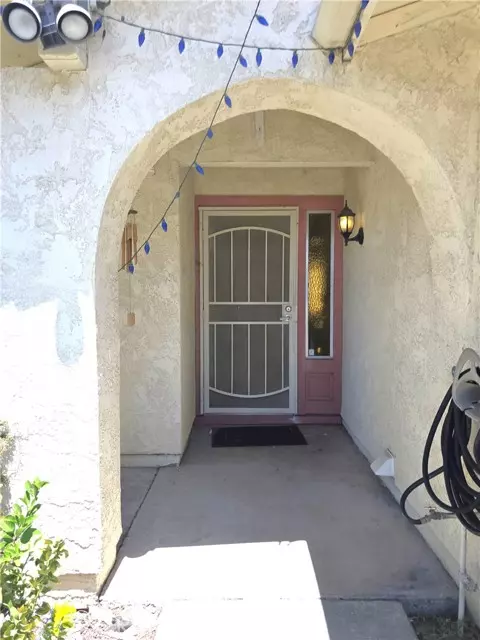 Bloomington, CA 92316,1028 W Woodcrest ST