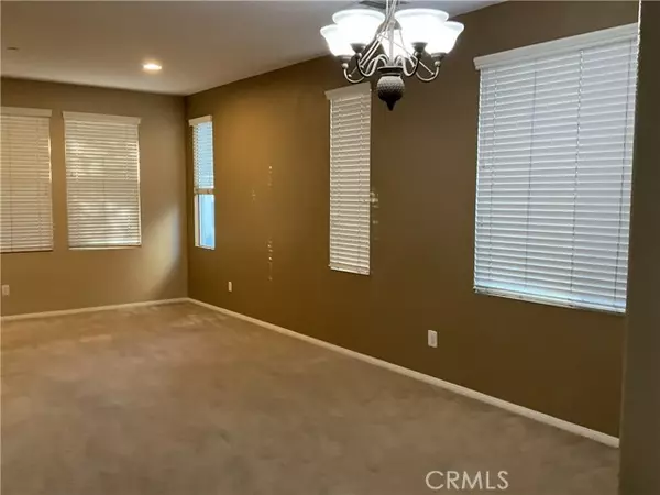 Riverside, CA 92507,4574 Sandano