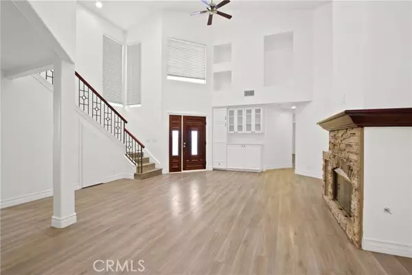 Corona Del Mar, CA 92625,416 Larkspur AVE