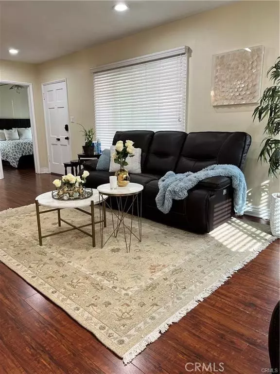 North Hollywood, CA 91606,6443 Agnes