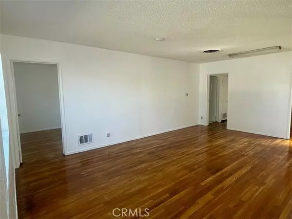 Winnetka, CA 91306,20514 Gault ST