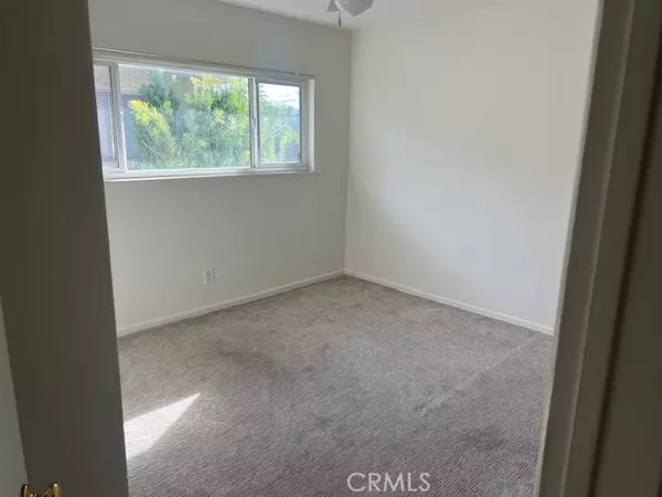 Valley Glen, CA 91401,5851 Woodman AVE