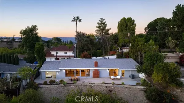 Woodland Hills, CA 91364,23112 Cass AVE