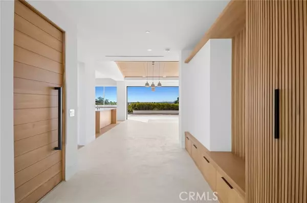 Corona Del Mar, CA 92625,4607 Dorchester RD