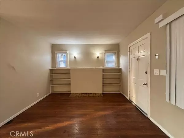 Los Angeles, CA 90043,5714 Keniston