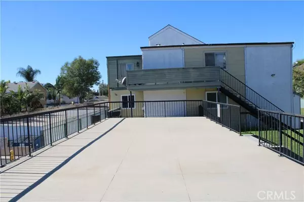 Santa Ana, CA 92703,635 N Bristol