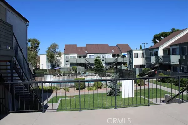 Santa Ana, CA 92703,635 N Bristol