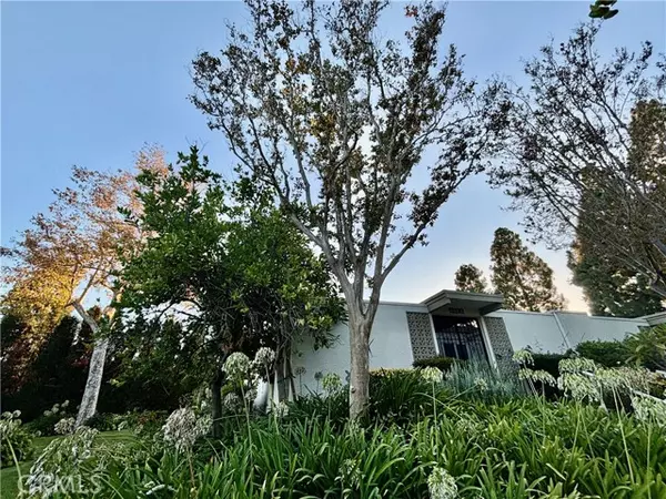 Laguna Woods, CA 92637,442 Avenida Sevilla A