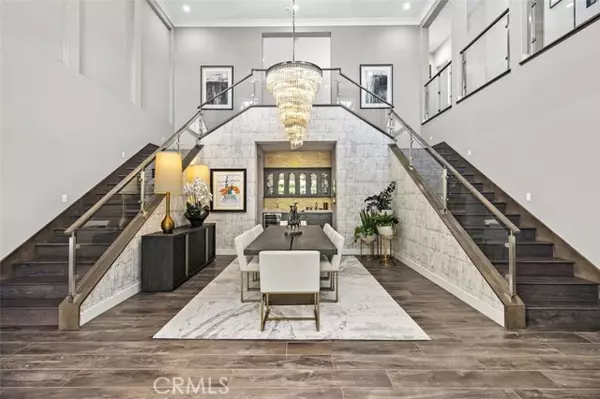 Irvine, CA 92602,116 Knob CRK