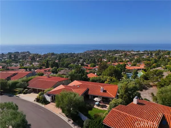 Palos Verdes Estates, CA 90274,2605 Via Olivera