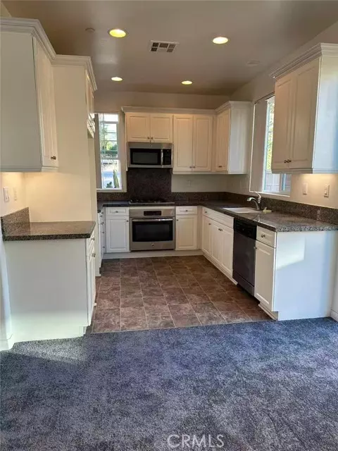 Claremont, CA 91711,650 Huron PL