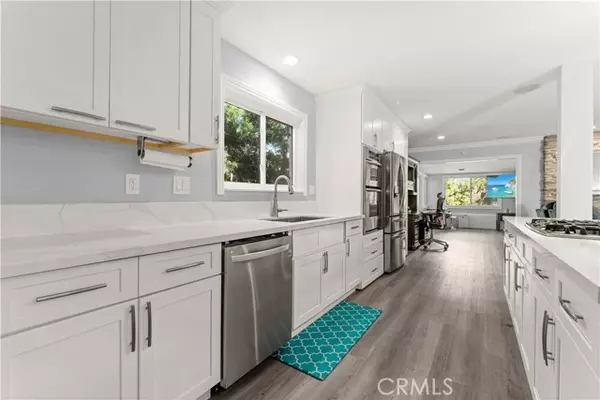 Costa Mesa, CA 92627,1170 Gleneagles