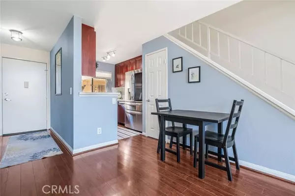 Woodland Hills, CA 91367,5565 Canoga AVE 309