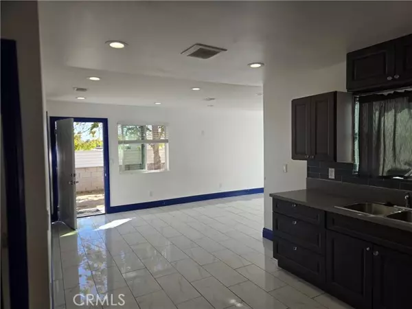 Victorville, CA 92395,16684 forrest ave #2