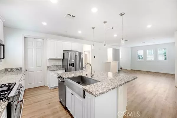 Van Nuys, CA 91405,7209 N Chestnut