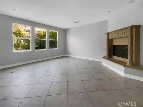 Agoura Hills, CA 91301,1908 Hazel Nut CT