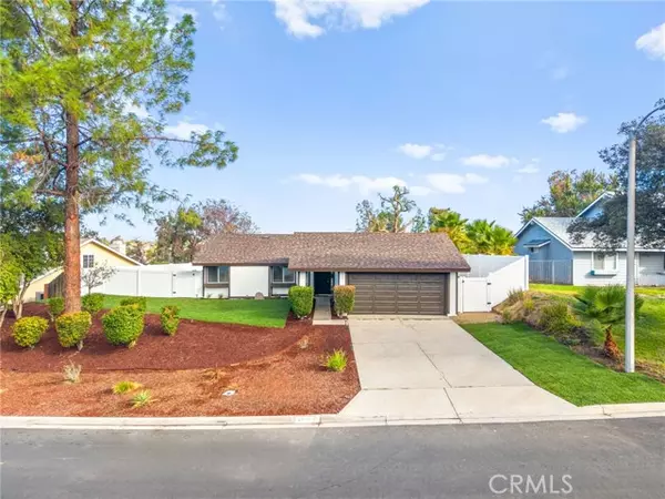 Temecula, CA 92592,42120 Cosmic