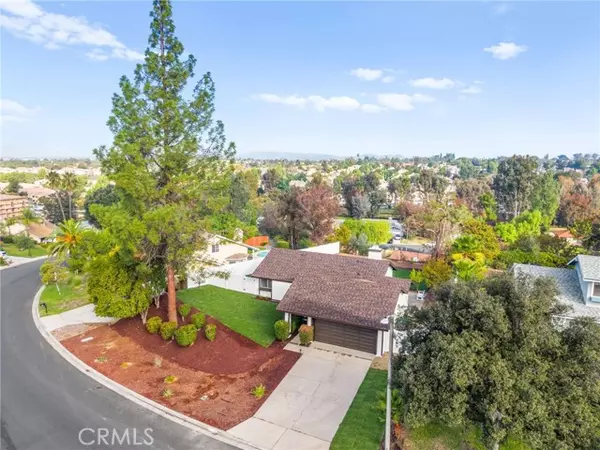 Temecula, CA 92592,42120 Cosmic