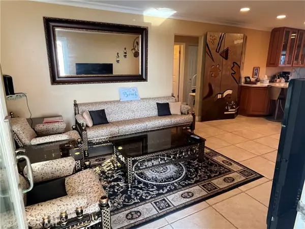 Laguna Beach, CA 92651,21711 Wesley DR B