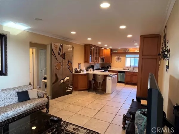 Laguna Beach, CA 92651,21711 Wesley DR B