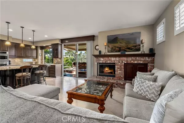 Anaheim Hills, CA 92808,823 S Cottontail