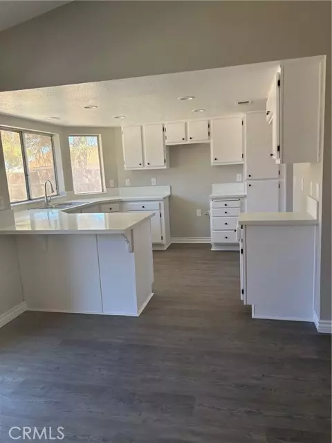 Palmdale, CA 93552,37543 Royal CT